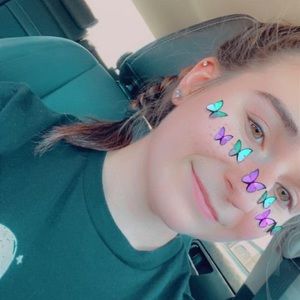 Meet your Posher, Vanessa